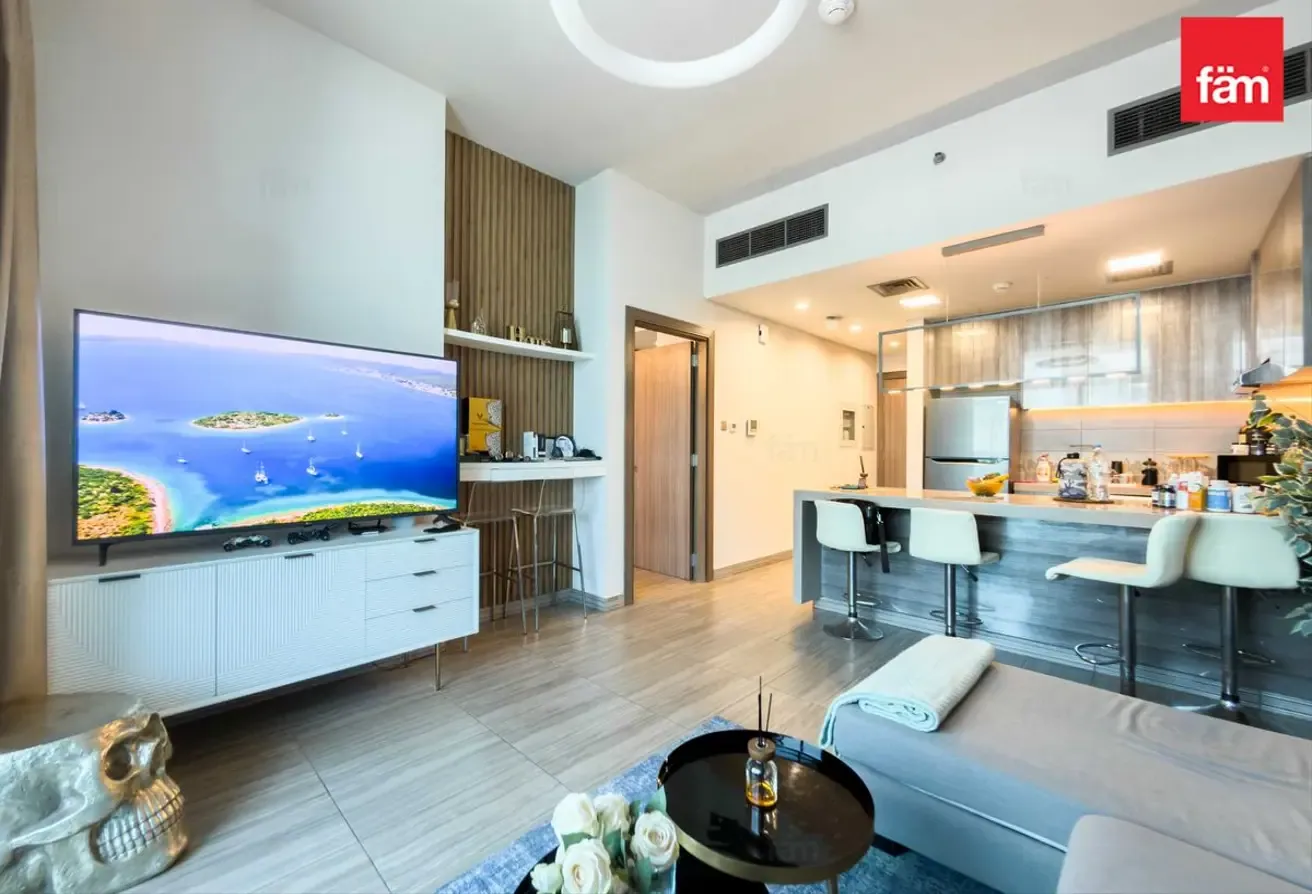 High floor | Canal view | furnished