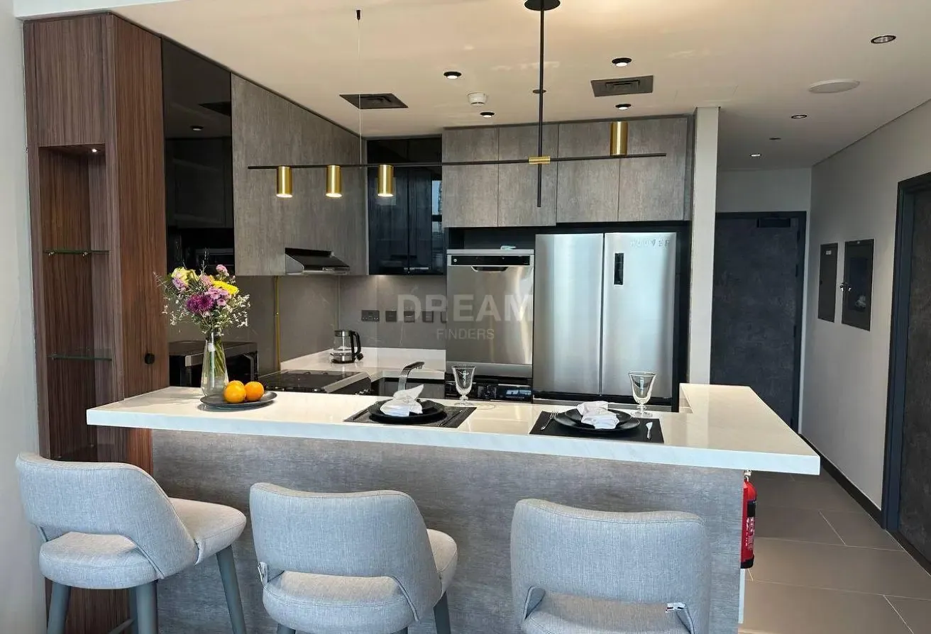 HIGH FLOOR- LAKE AND SEA VIEW- FURNISHED- TENANTED