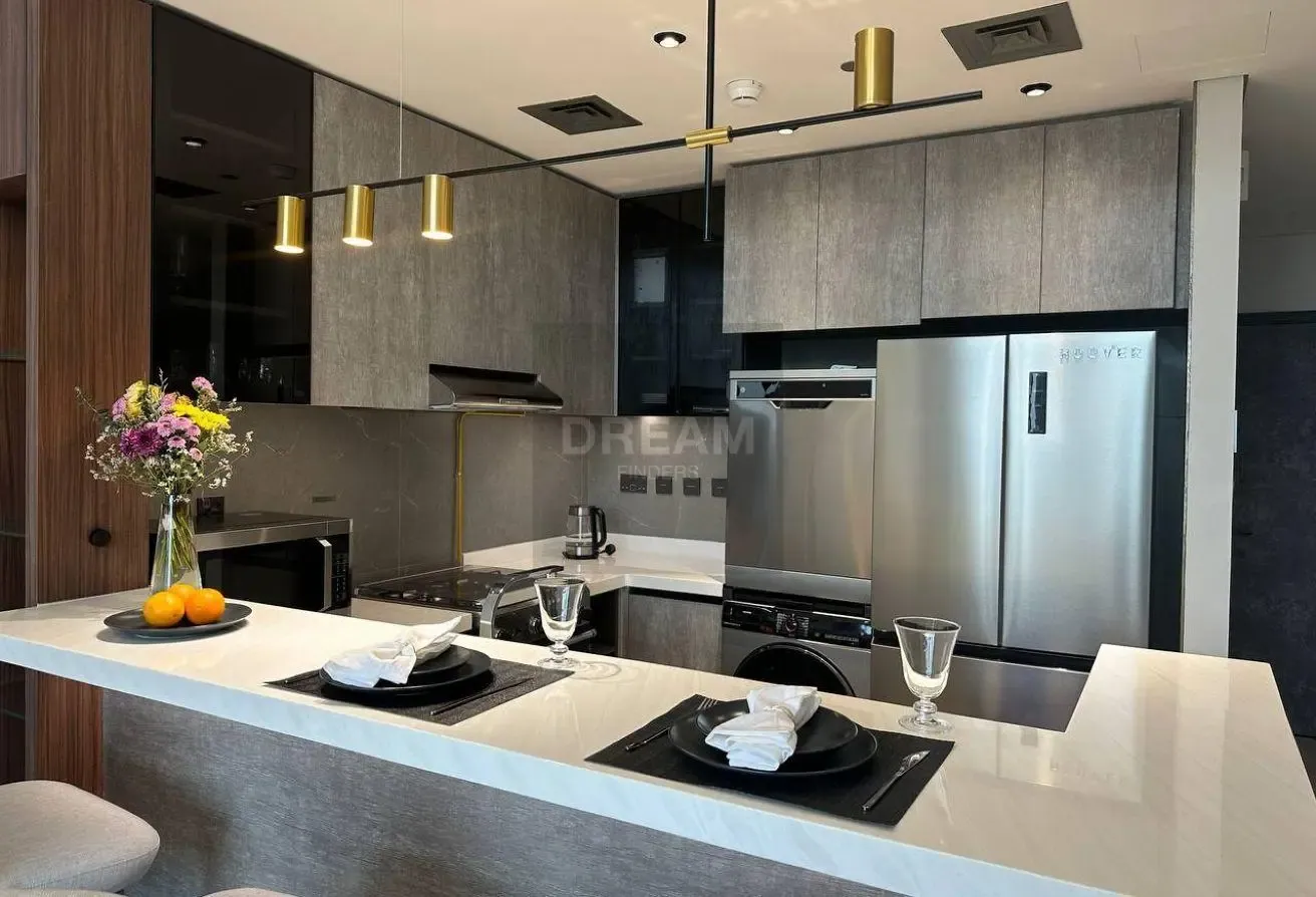 HIGH FLOOR- LAKE AND SEA VIEW- FURNISHED- TENANTED