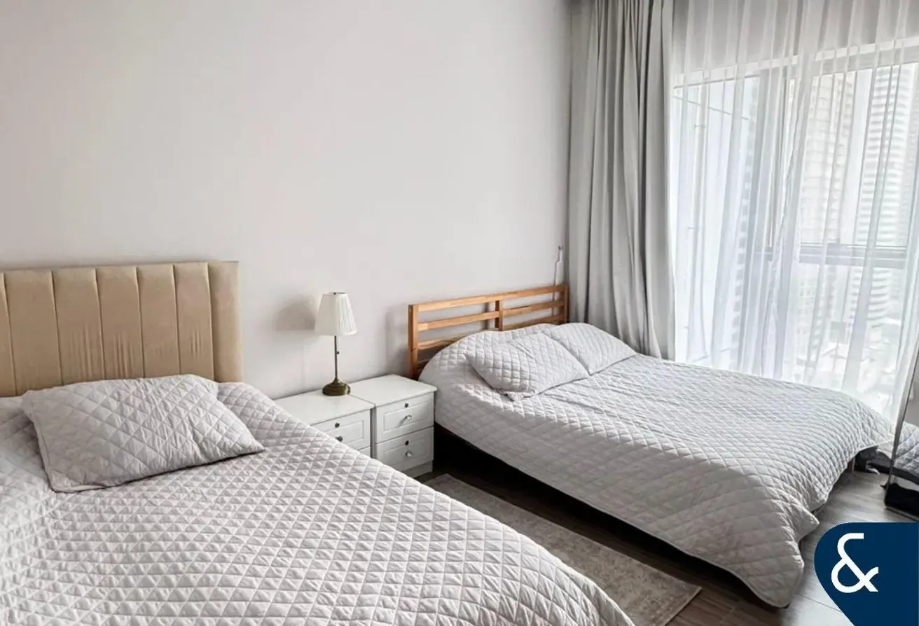 One Bed | Lake View | Multiple Unit Available