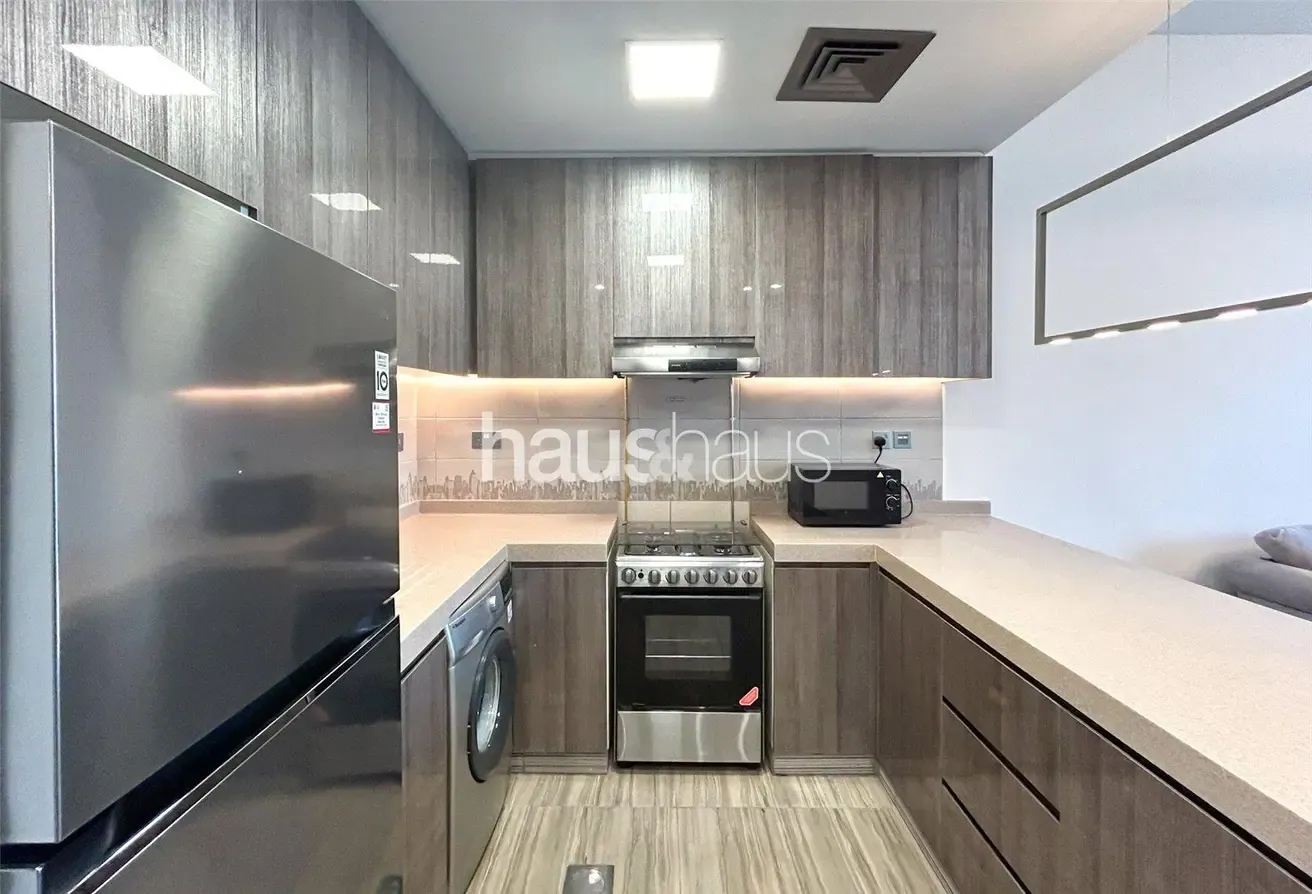 High Floor | Marina Skyline Views | Vacant Soon