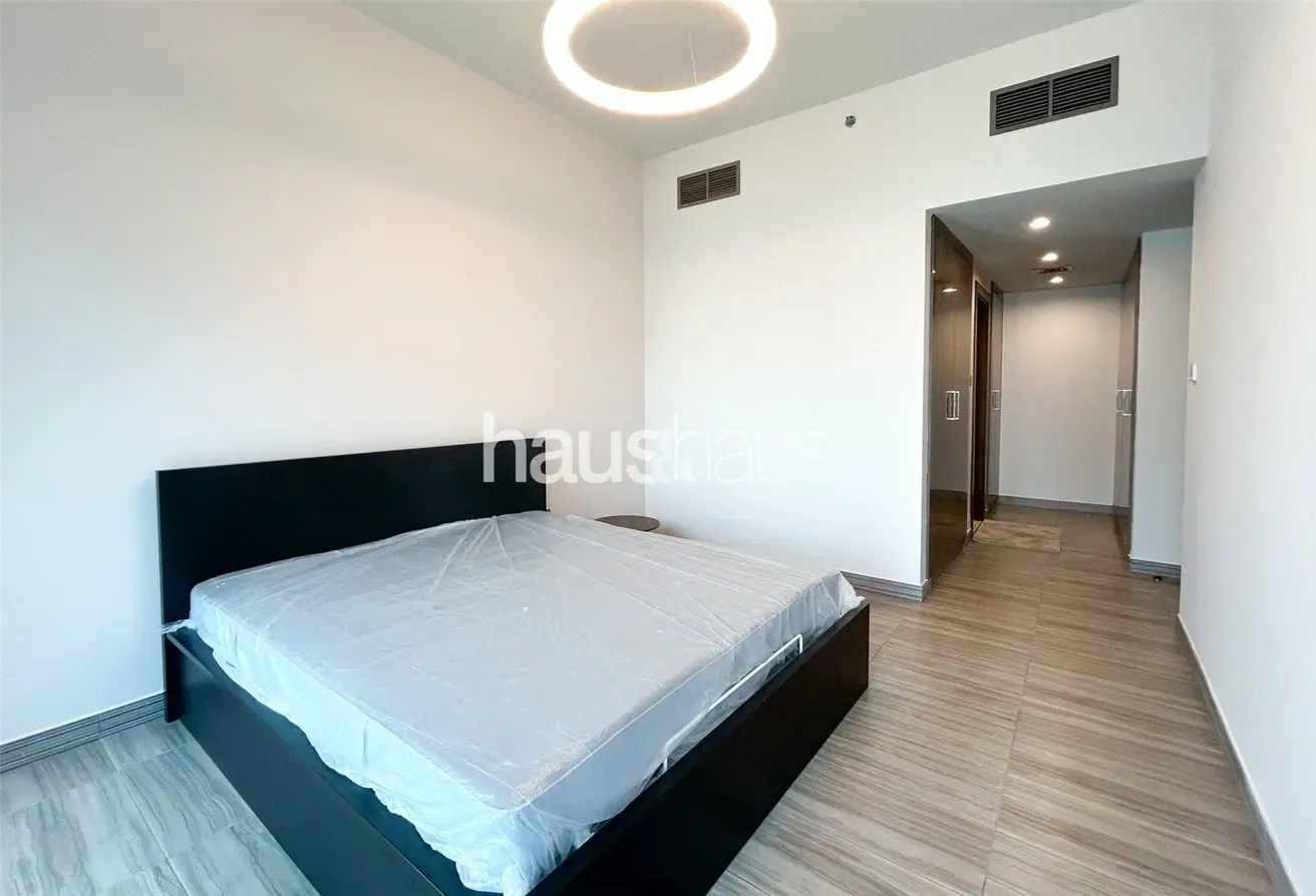 High Floor | Marina Skyline Views | Vacant Soon