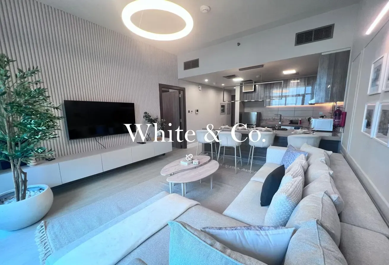 Fully Furnished | Upgraded | High Floor