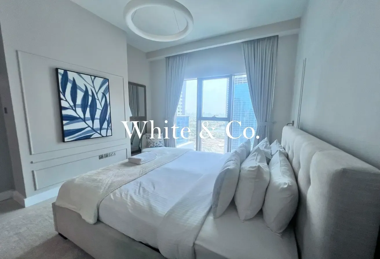 Fully Furnished | Upgraded | High Floor