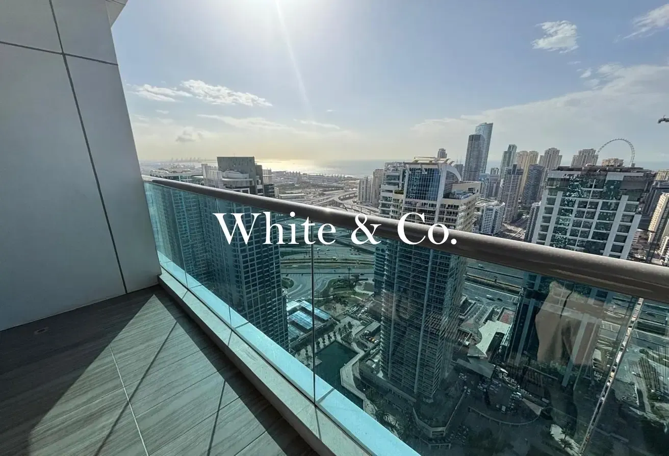 Spacious  |  Skyline View |  Furnished