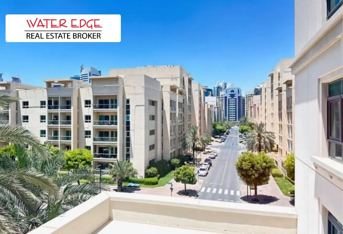 Vacant Large 2-Bed | Lake View | Quiet Location