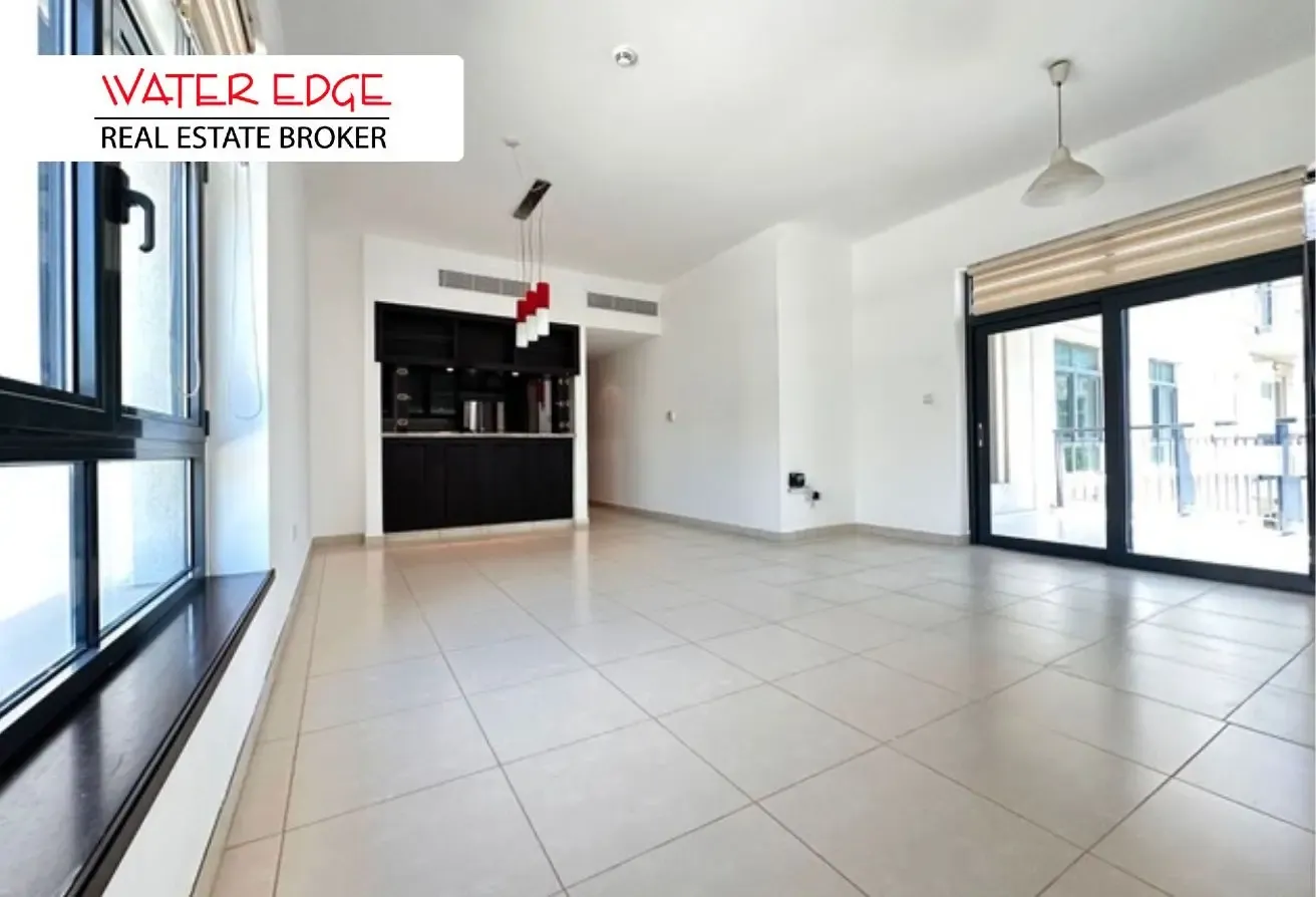 Vacant Large 2-Bed | Lake View | Quiet Location