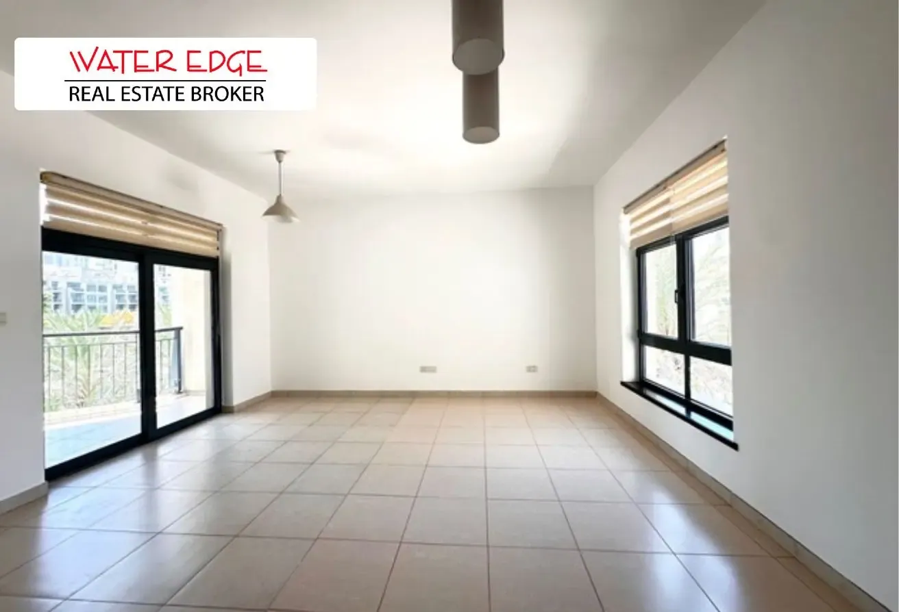 Vacant Large 2-Bed | Lake View | Quiet Location
