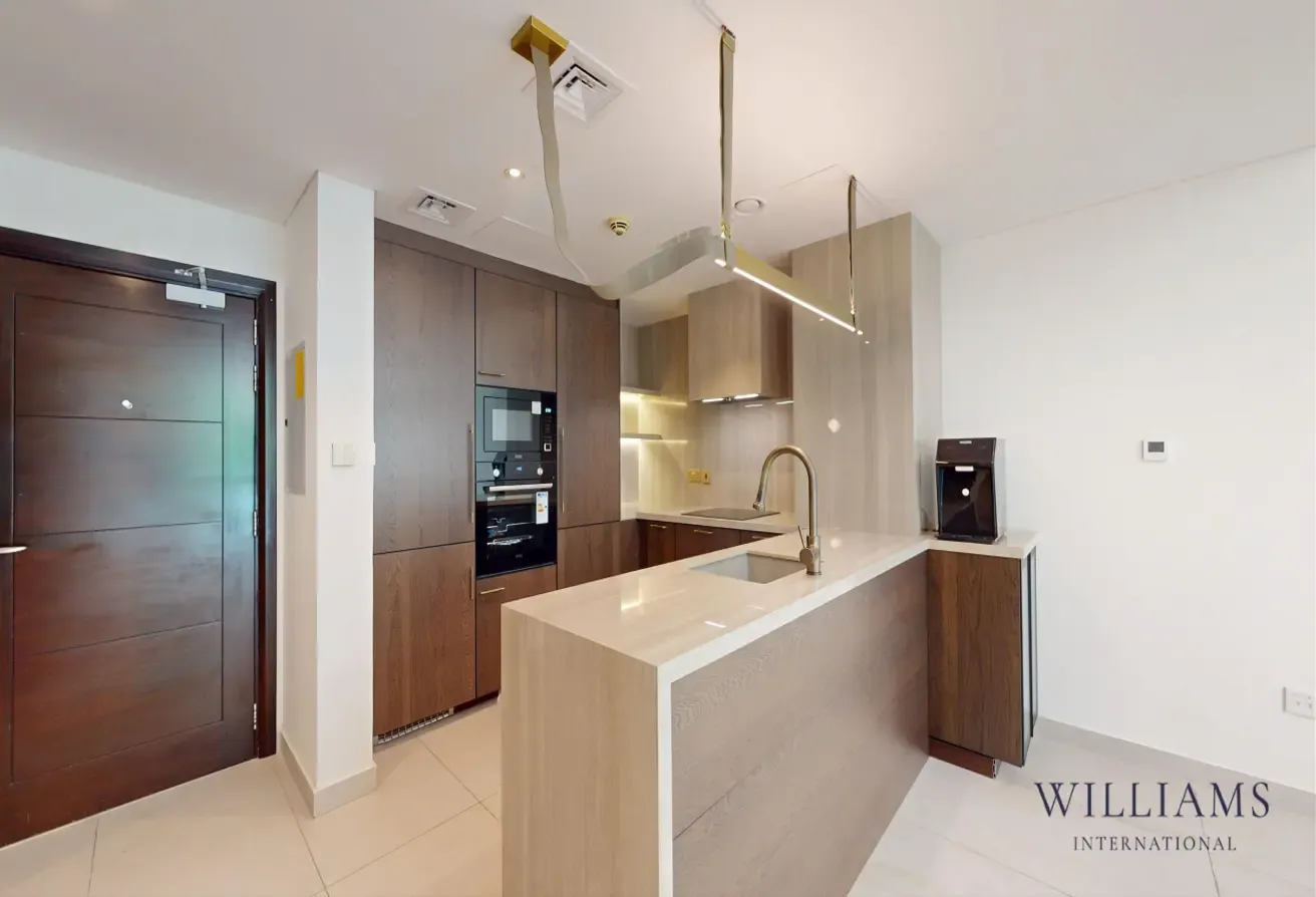 VACANT SOON | UPGRADED | LARGE TERRACE