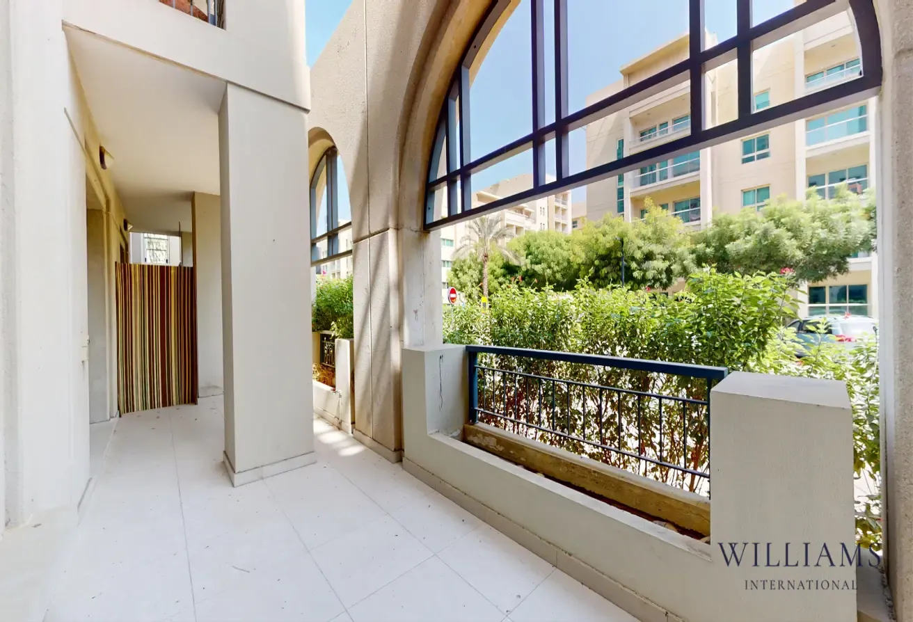 VACANT SOON | UPGRADED | LARGE TERRACE