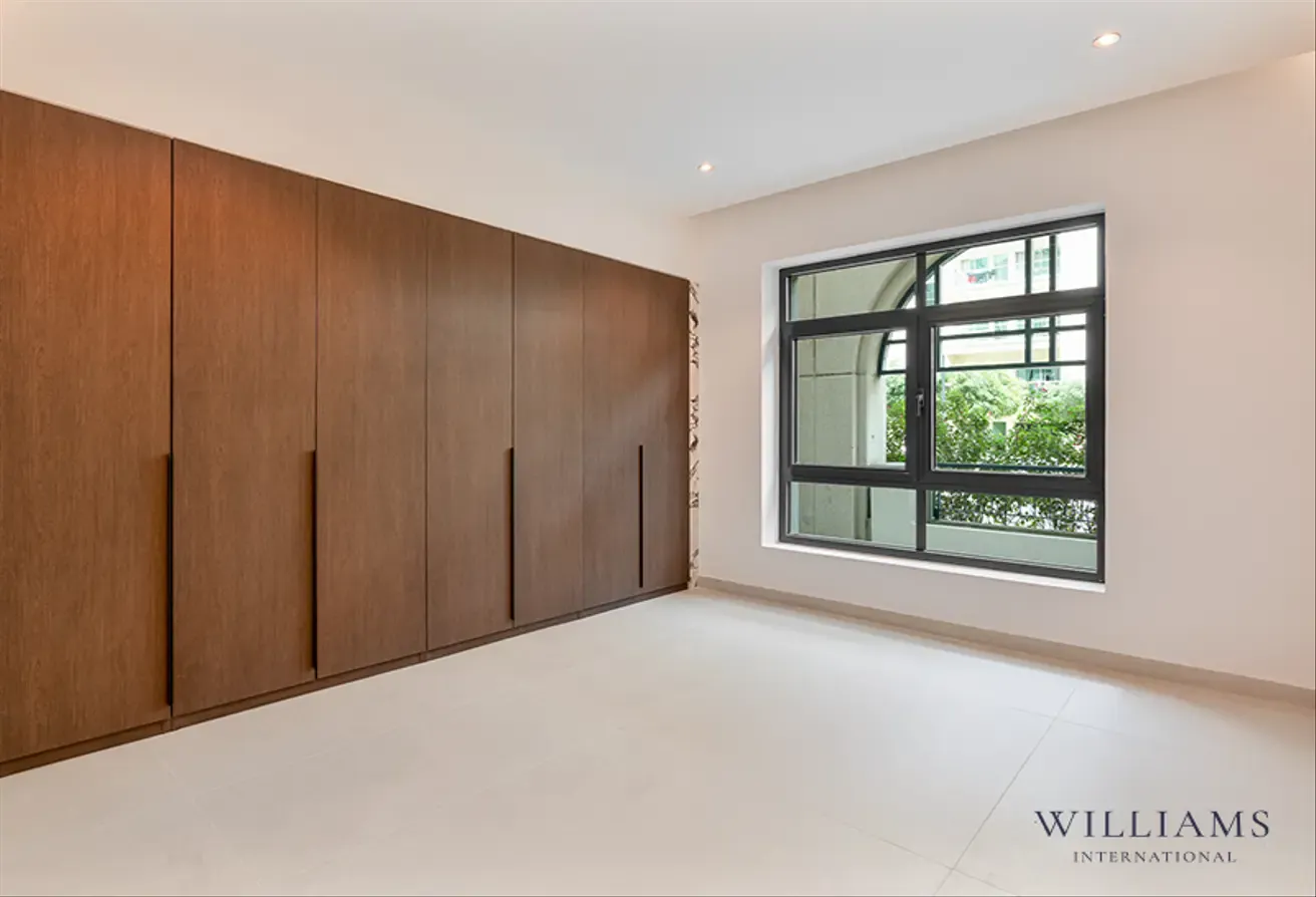 VACANT SOON | UPGRADED | LARGE TERRACE