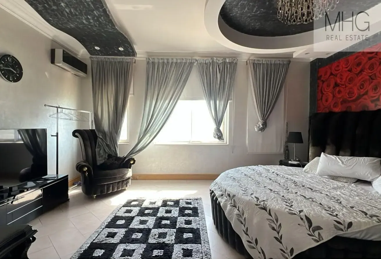 Semi-Furnished | Modern 4BR Villa| Ready to Move