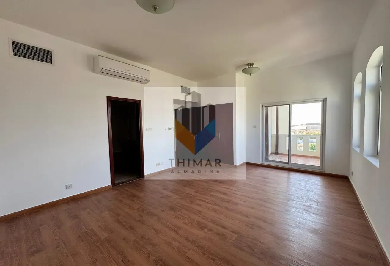 Burj Khalifa View | Maids Room | Vacant Now
