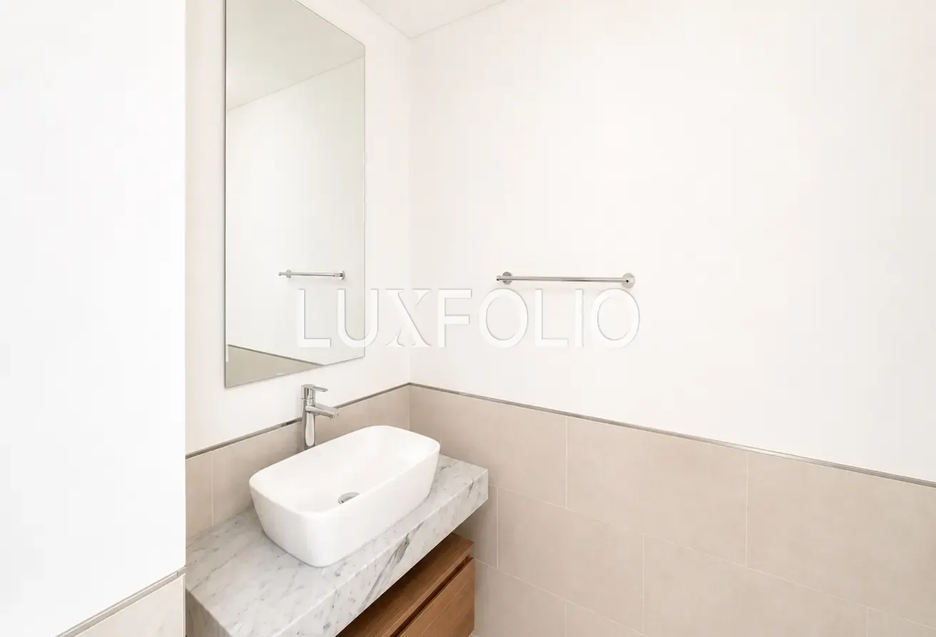 Tenanted Unit | Burj View | Motivated Seller