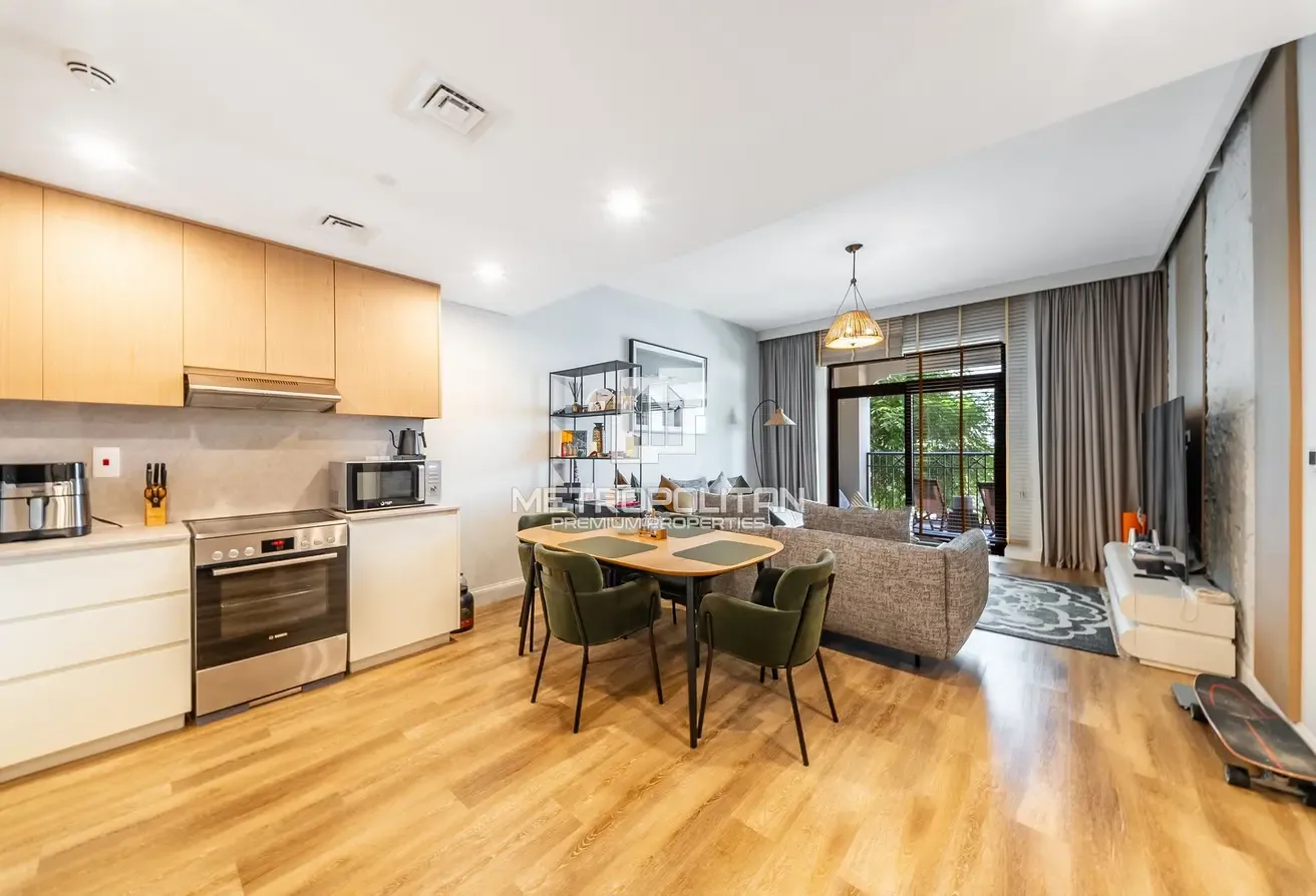 Upgraded | Fully Furnished | Prime Location
