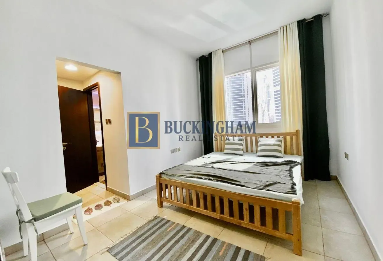 Spacious 2BR + Maid | Lake View | Vastu