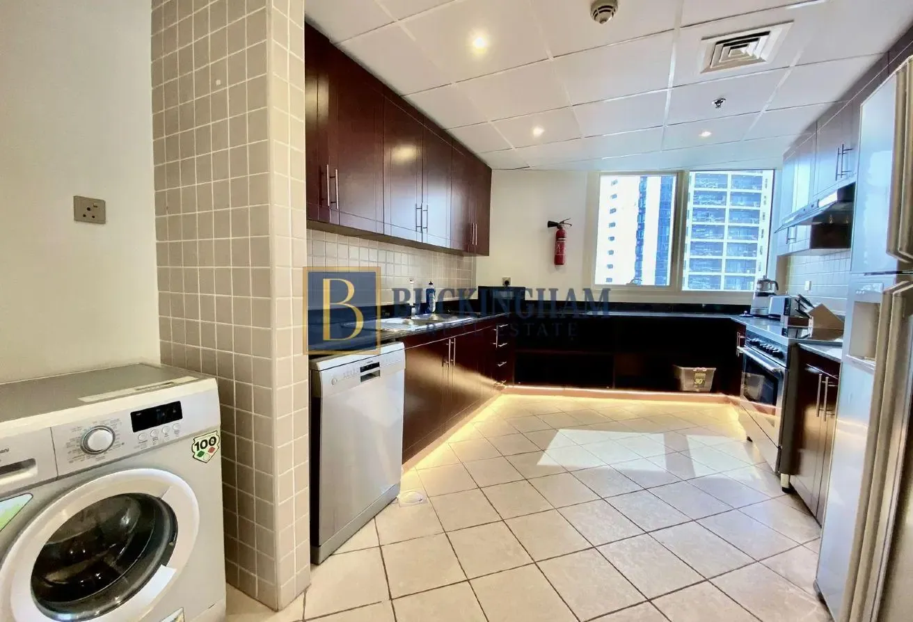 Spacious 2BR + Maid | Lake View | Vastu