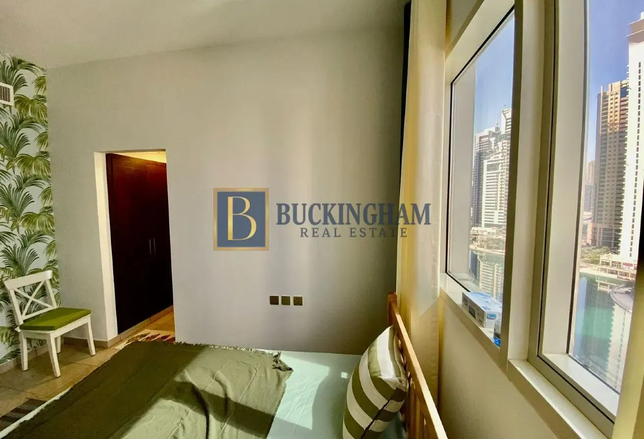 Spacious 2BR + Maid | Lake View | Vastu