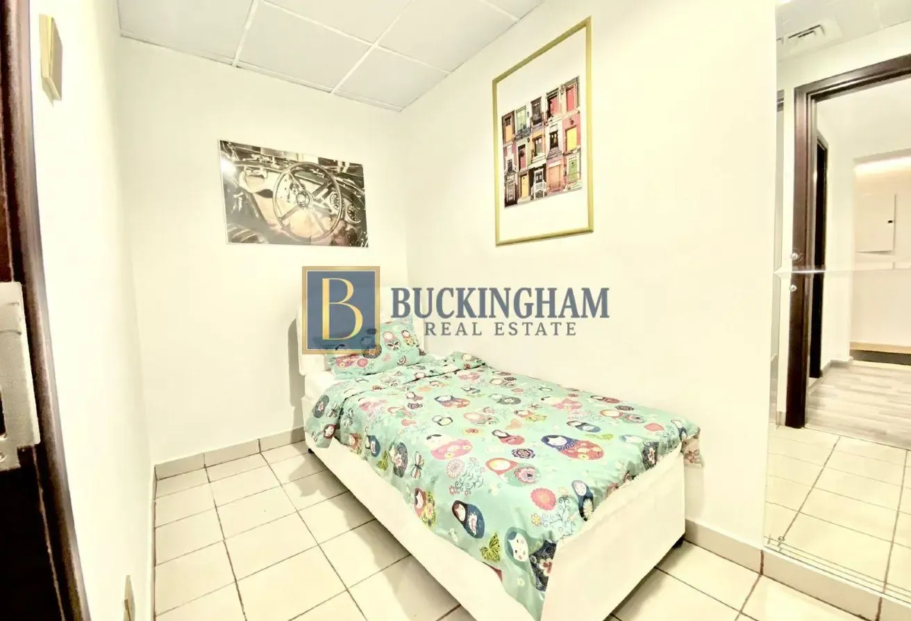 Spacious 2BR + Maid | Lake View | Vastu