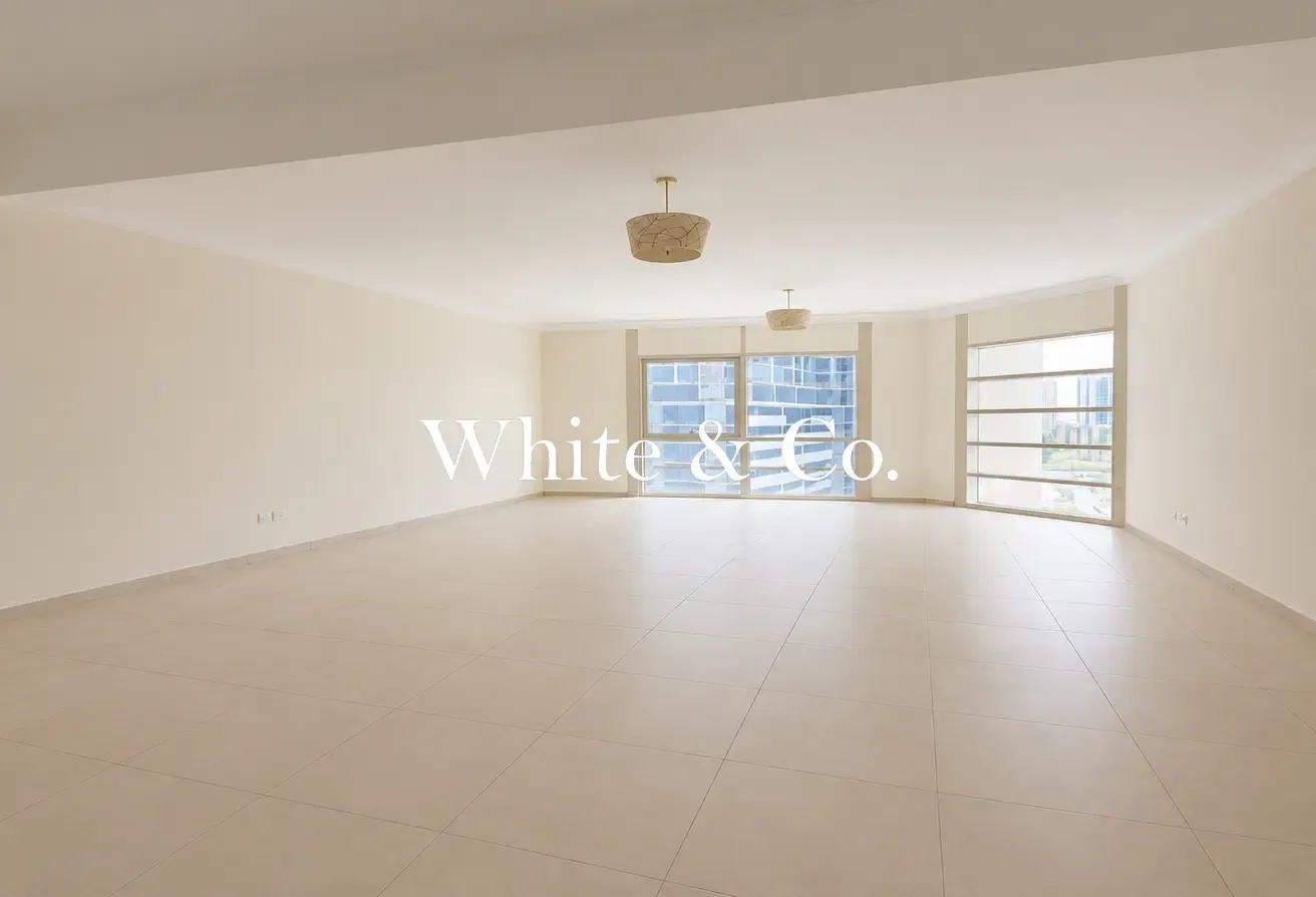 Spacious 2BR+M | Vacant | Great Layout