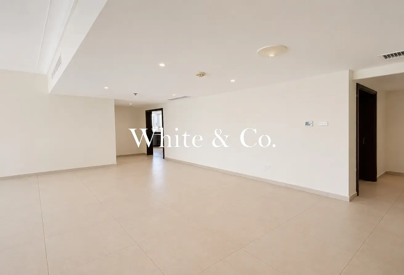 Spacious 2BR+M | Vacant | Great Layout