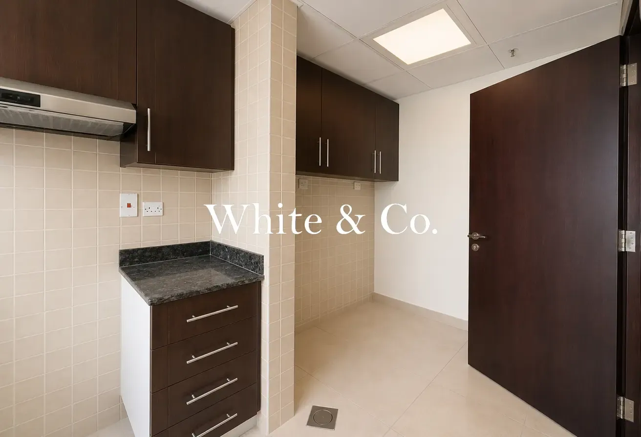 Spacious 2BR+M | Vacant | Great Layout