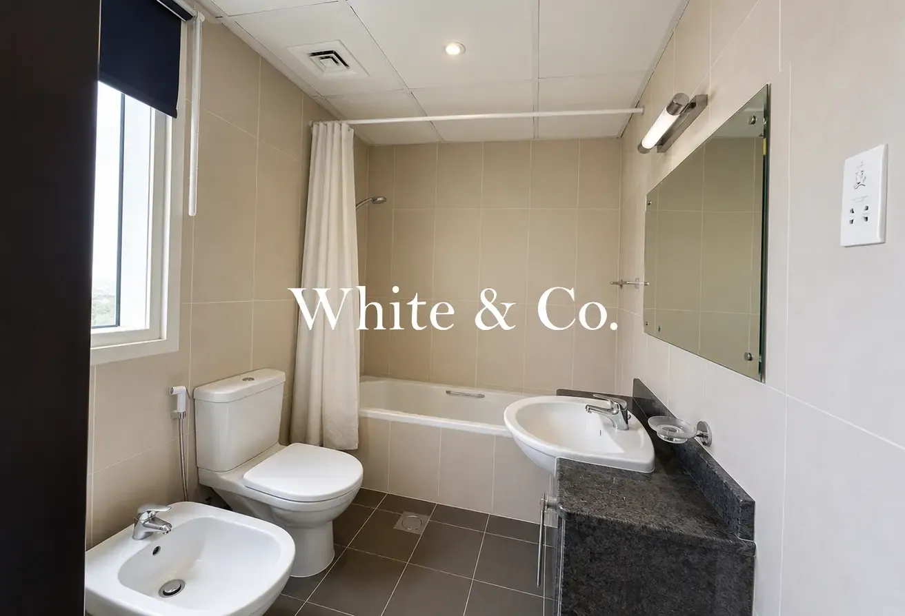 Spacious 2BR+M | Vacant | Great Layout