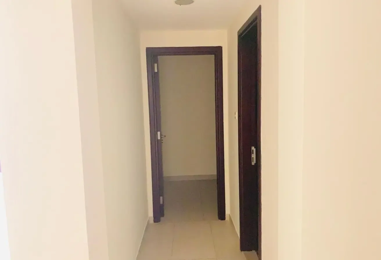 2BHK+MAID|WITH BALCONY|LAKE VIEW|VACANT|HOT DEAL|