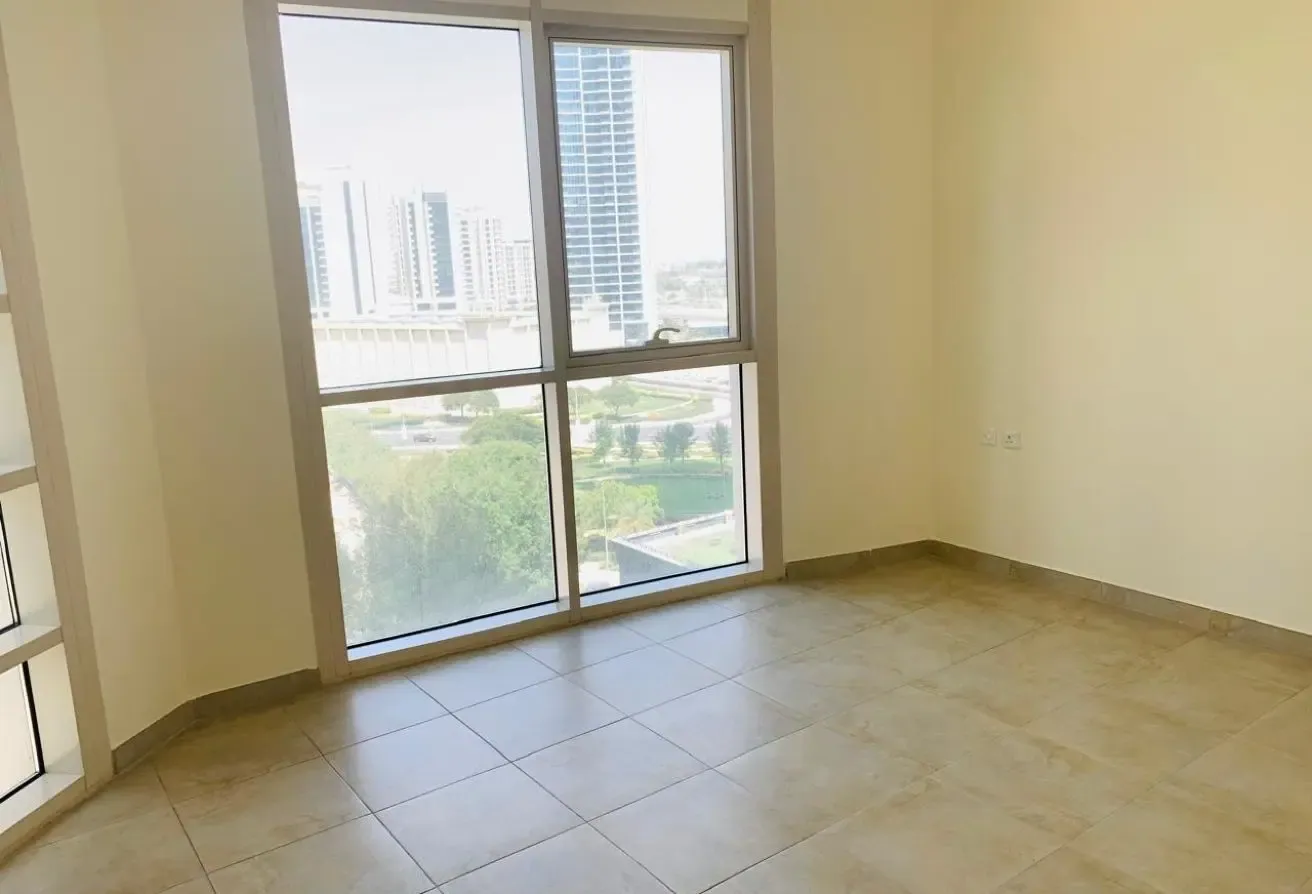 2BHK+MAID|WITH BALCONY|LAKE VIEW|VACANT|HOT DEAL|