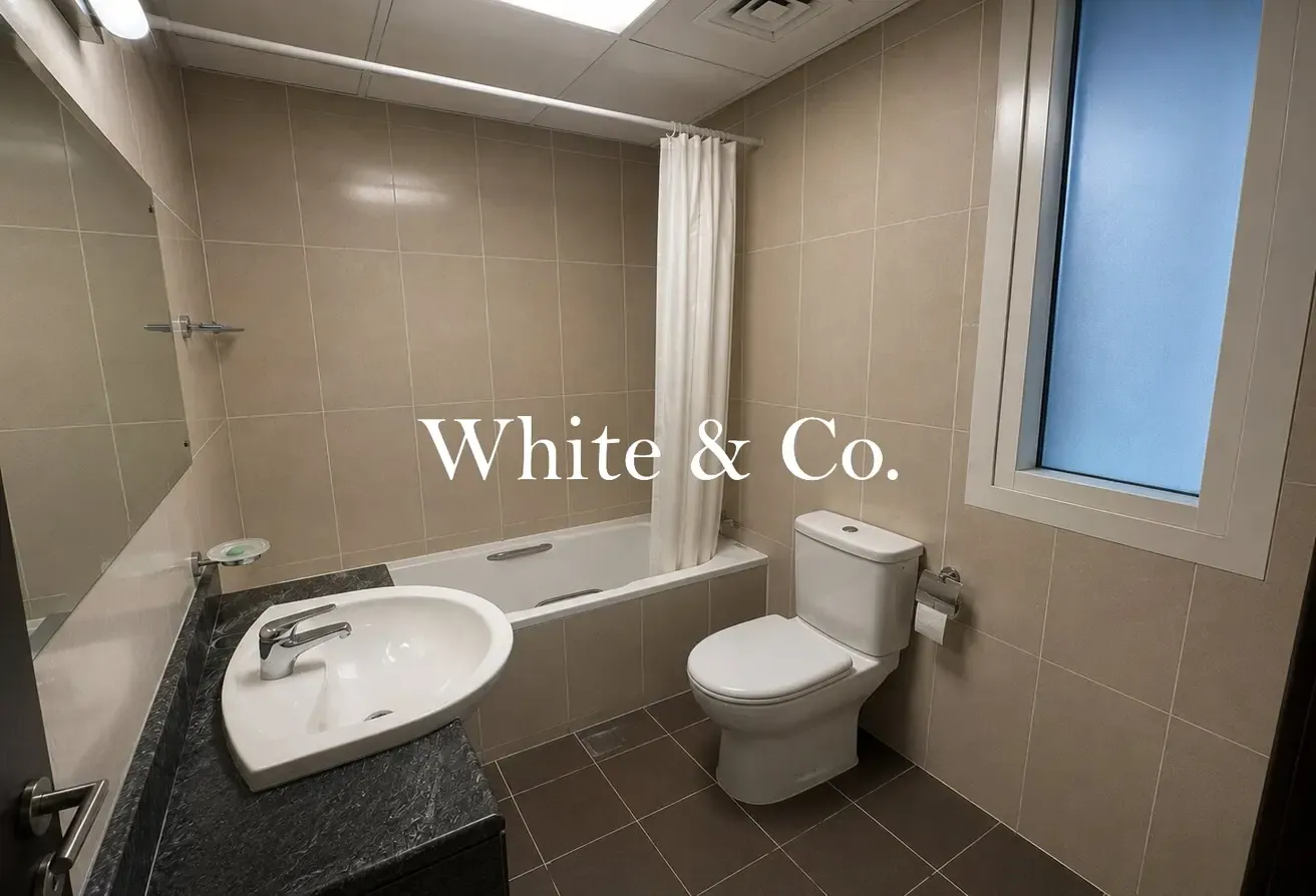 Lake View | 2 beds + Maids | Low Floor