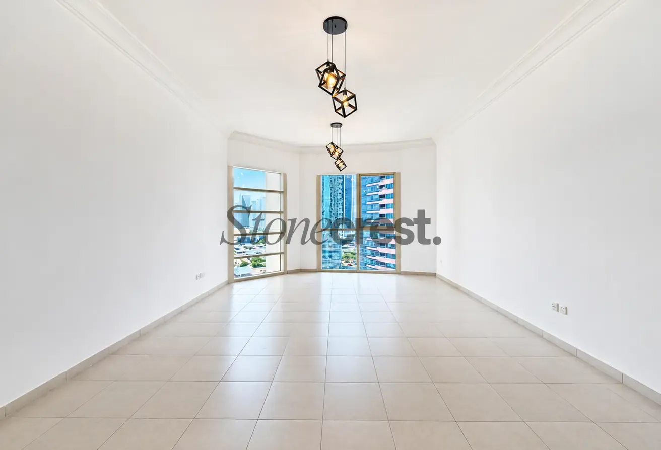 Maids Room | Lake View | 4 Cheques | Vacant
