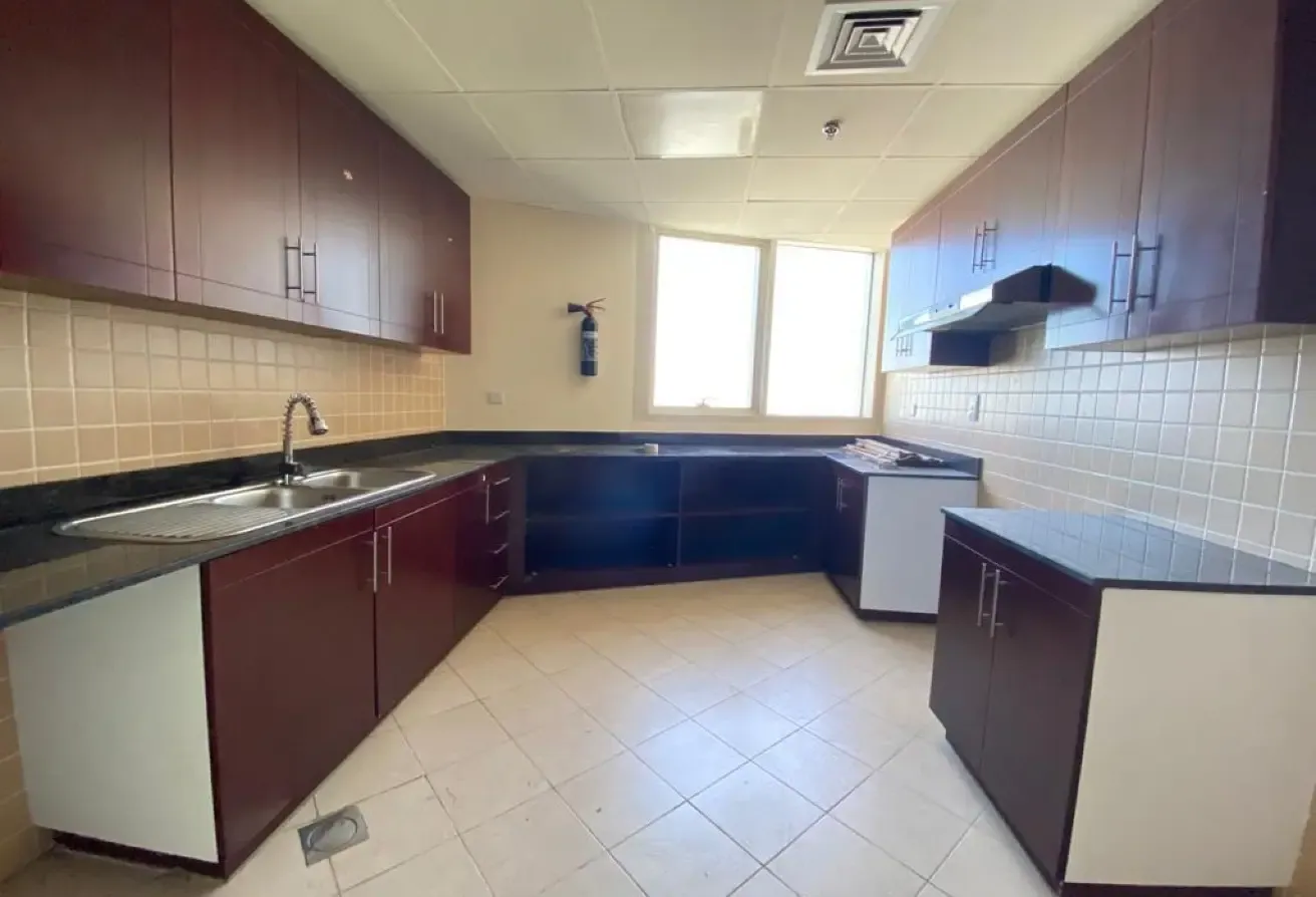 CLOSED KITCHEN| 2BHK+MAID| HIGH FLOOR| LAKE VIEW|