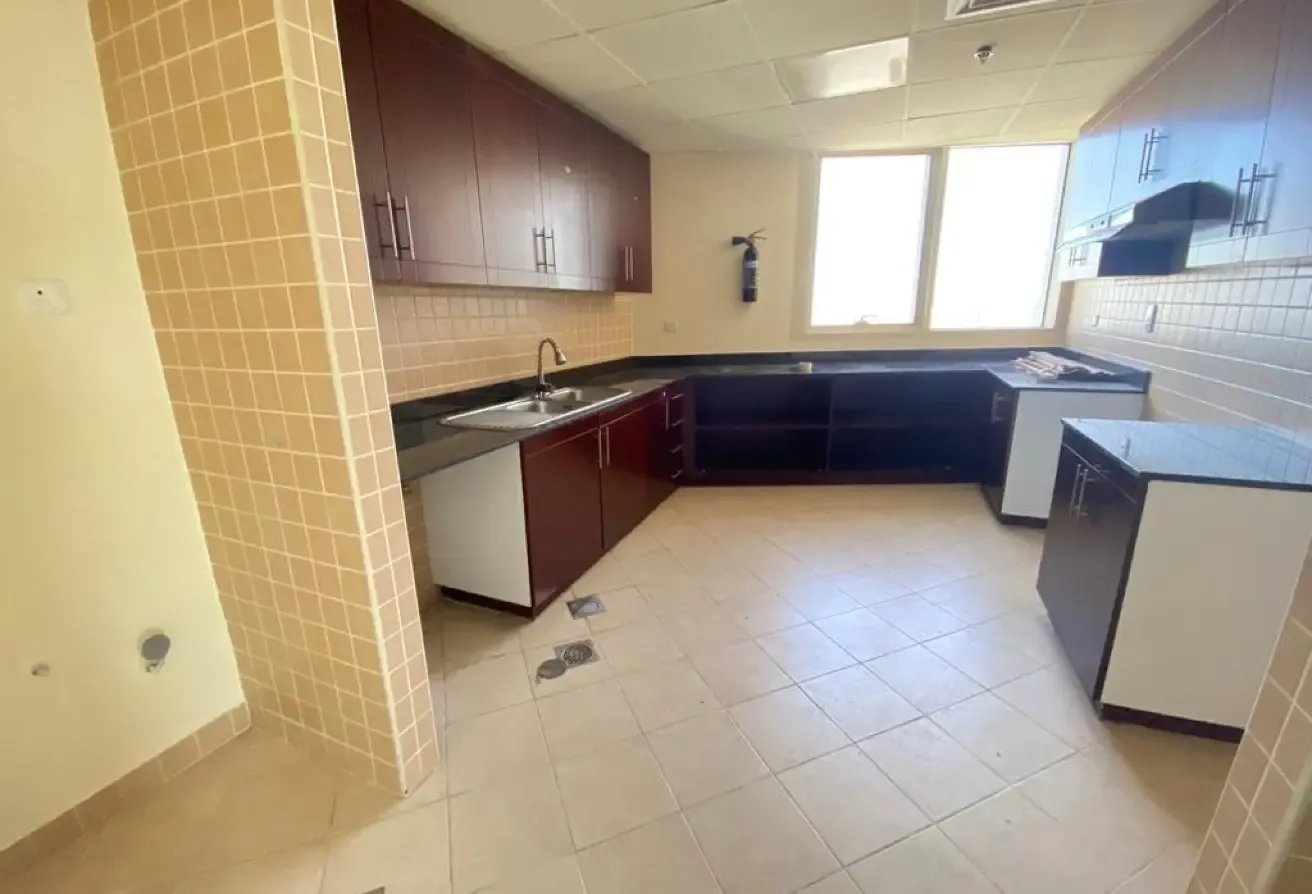 CLOSED KITCHEN| 2BHK+MAID| HIGH FLOOR| LAKE VIEW|
