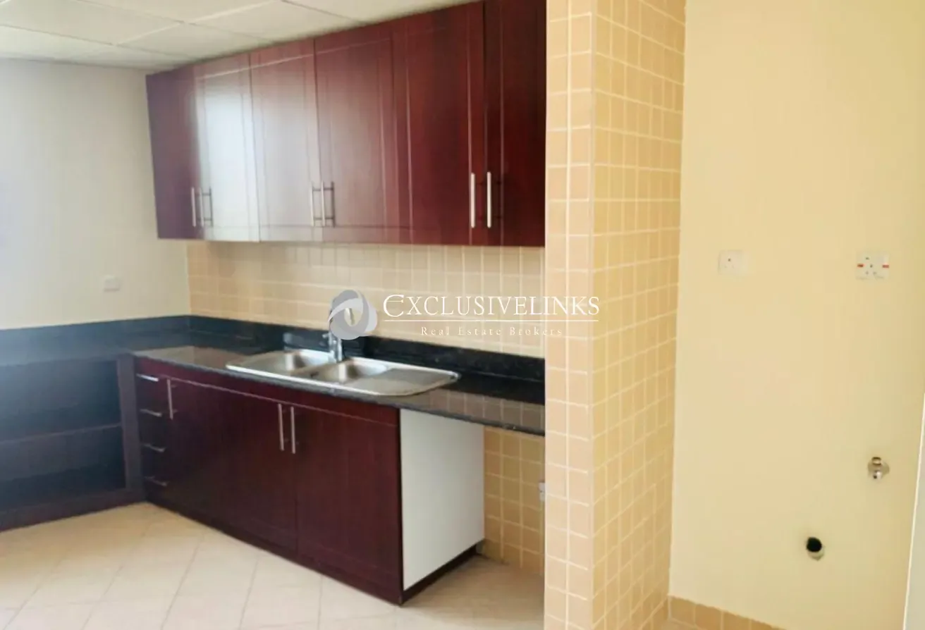 Mid Floor | Lake View | With Maids