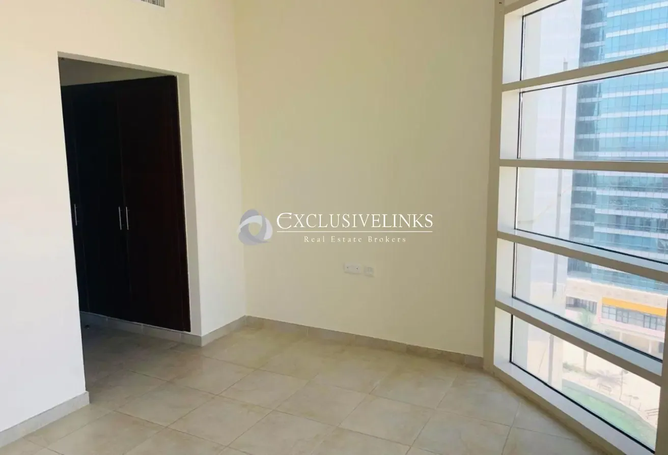 Mid Floor | Lake View | With Maids
