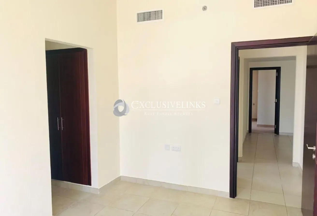Mid Floor | Lake View | With Maids