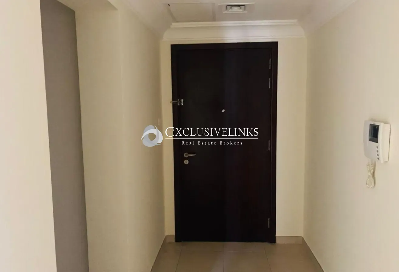 Mid Floor | Lake View | With Maids