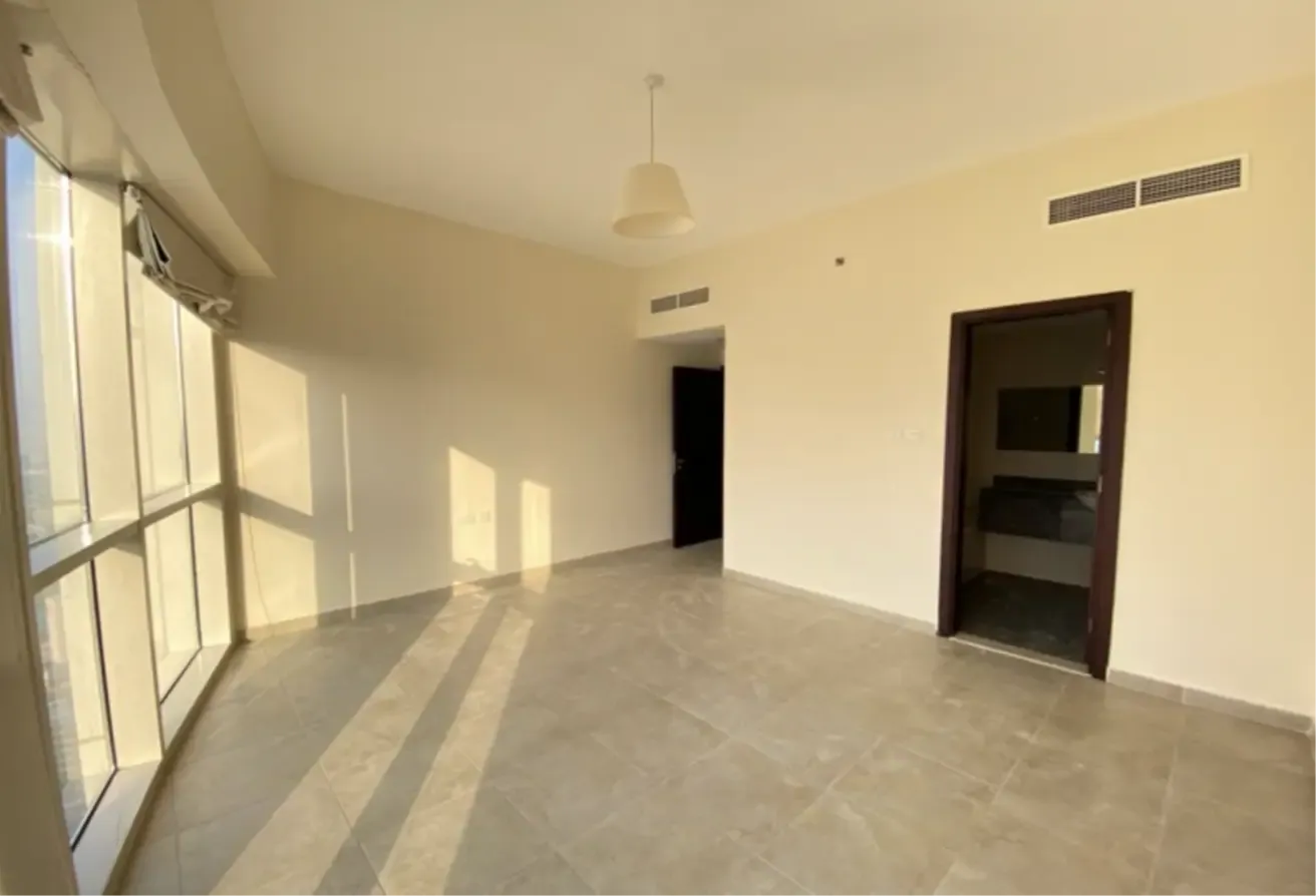 2BR Apartment | Lake View | Unfurnished