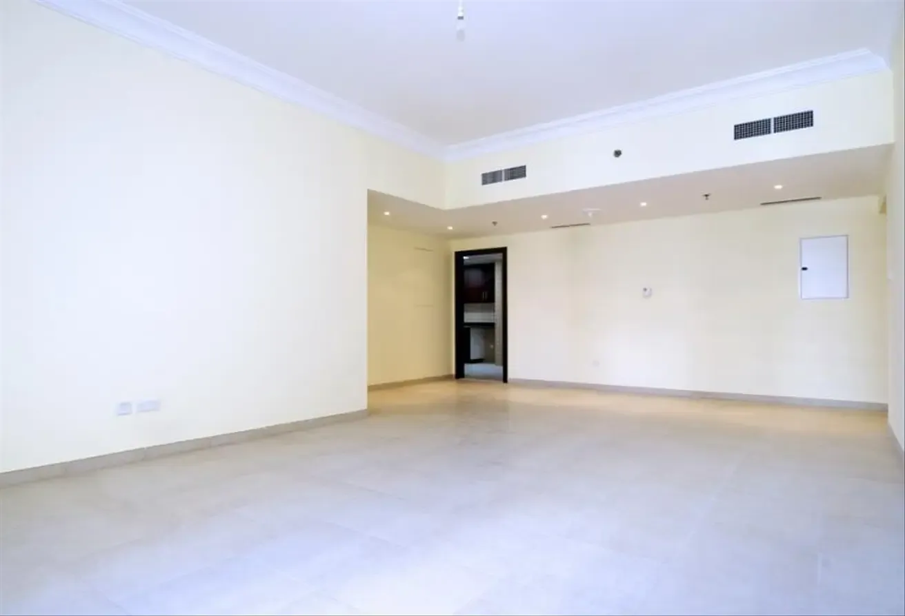 2BR Apartment | Lake View | Unfurnished