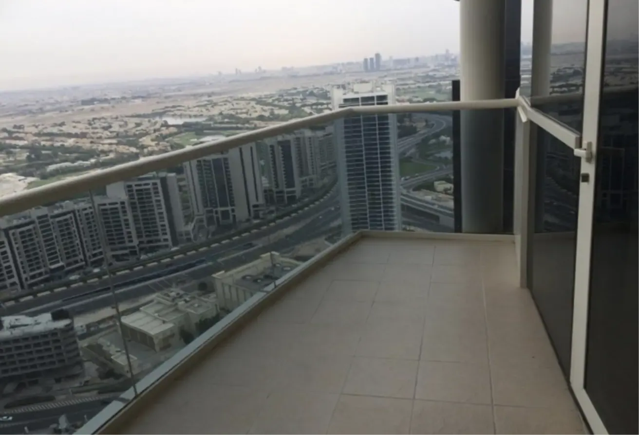 2BR Apartment | Lake View | Unfurnished