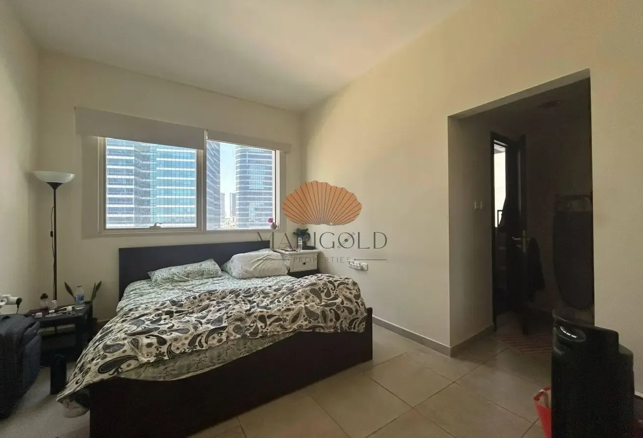 AMAZING DEAL | WITH MAIDS | NO OBSTRACTION