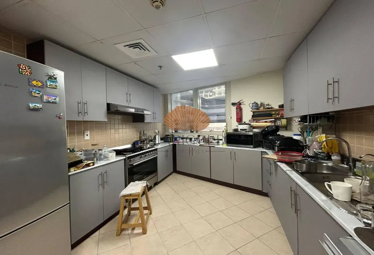 AMAZING DEAL | WITH MAIDS | NO OBSTRACTION