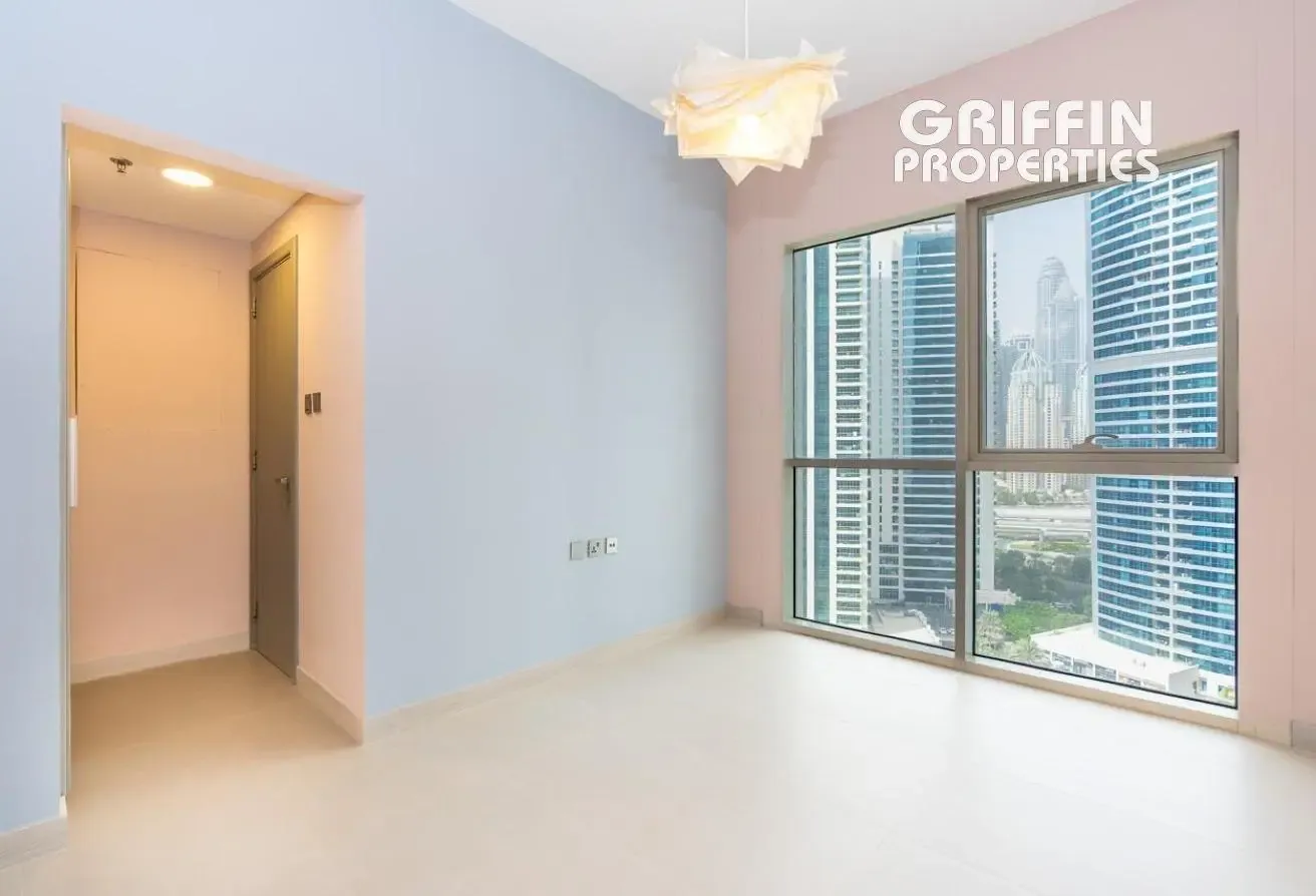 Upgraded 2Bedroom | Luxury Finish | Lake View