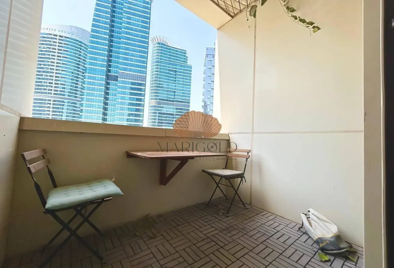 FURNISHED | WELL MAINTAINED | SPACIOUS