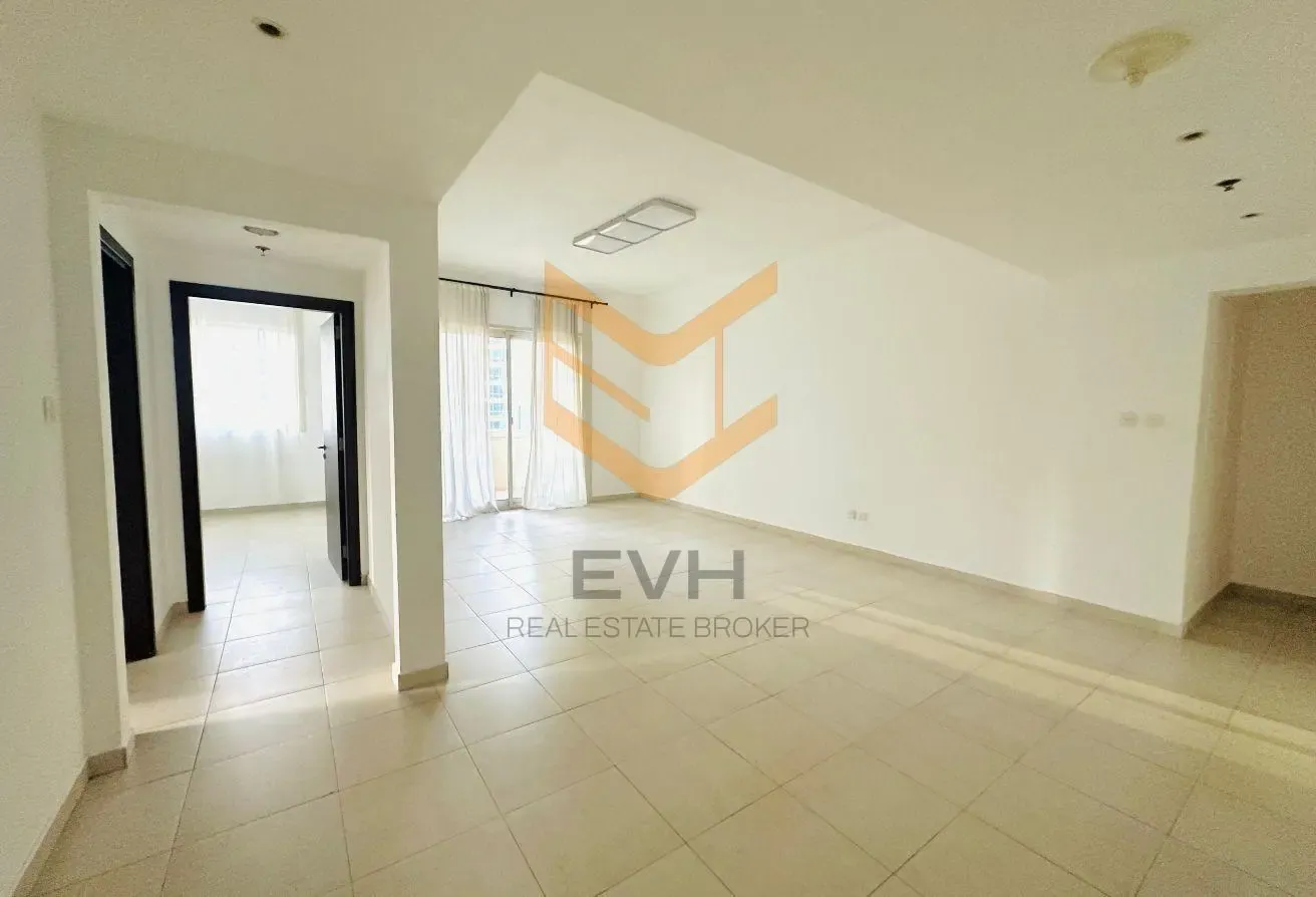 NEGOTIABLE | LAKE VIEW | HIGH FLOOR