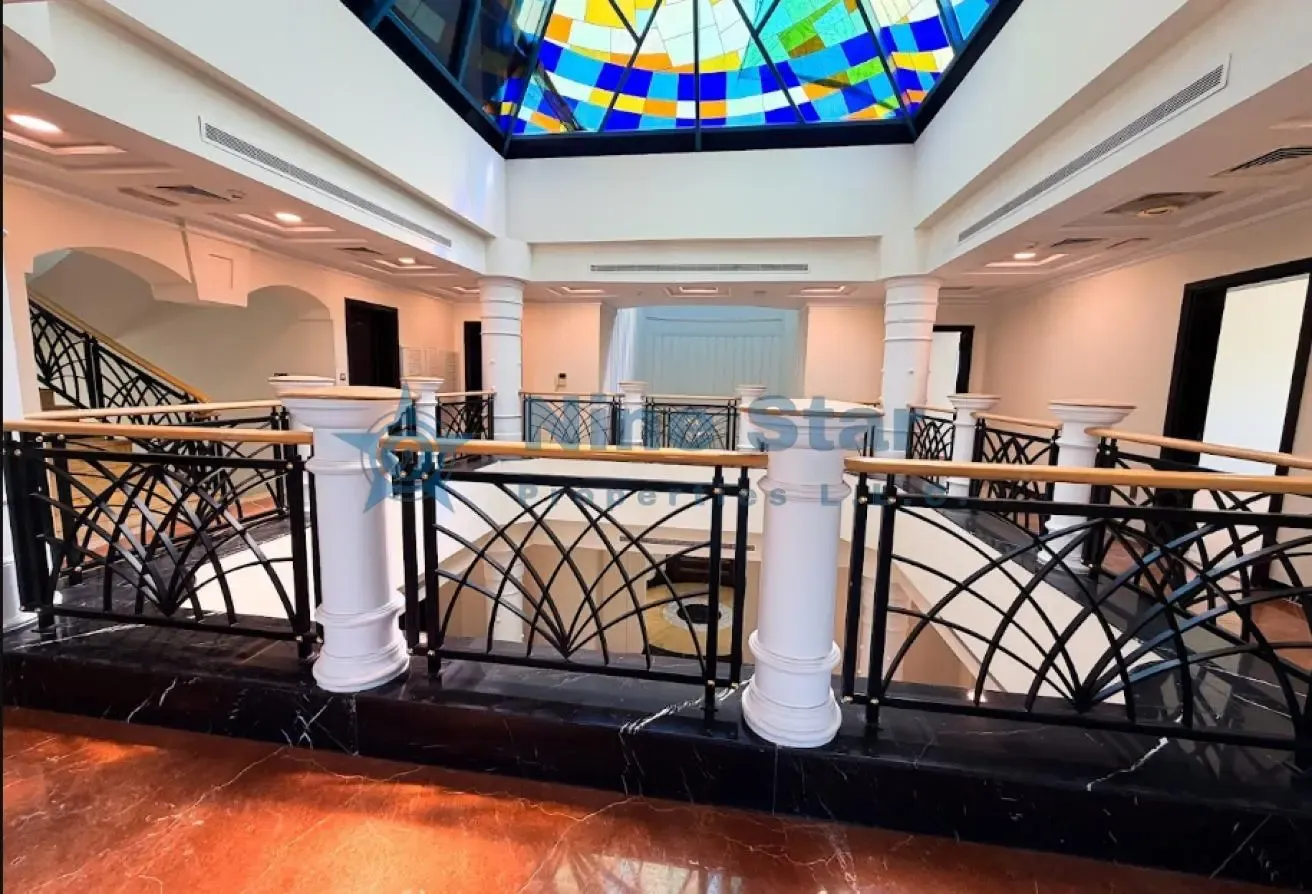 LUXURY 6BR / PRIVATE POOL / READY TO MOVE