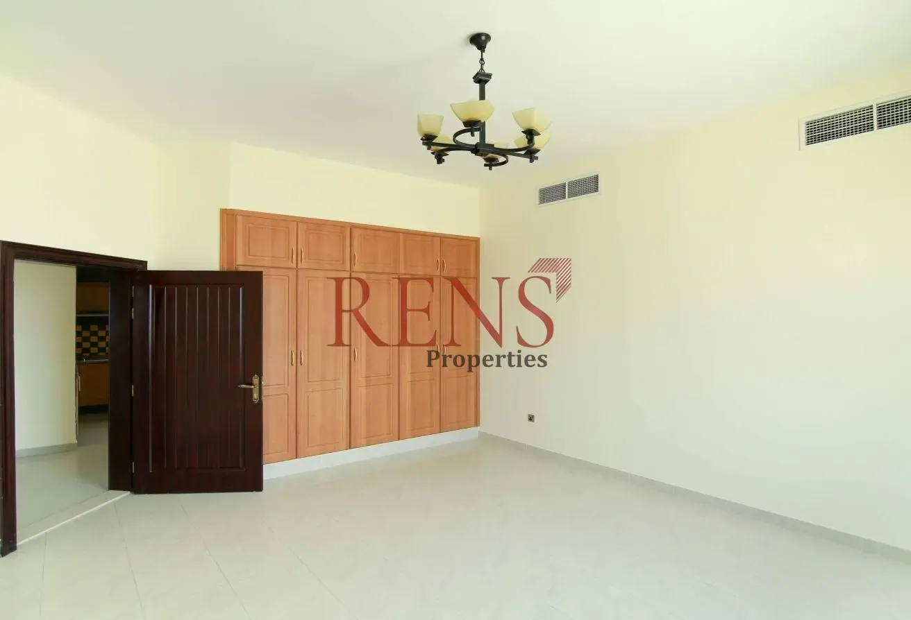 Spacious 5BR Villa | PrivatePool | Quiet Community