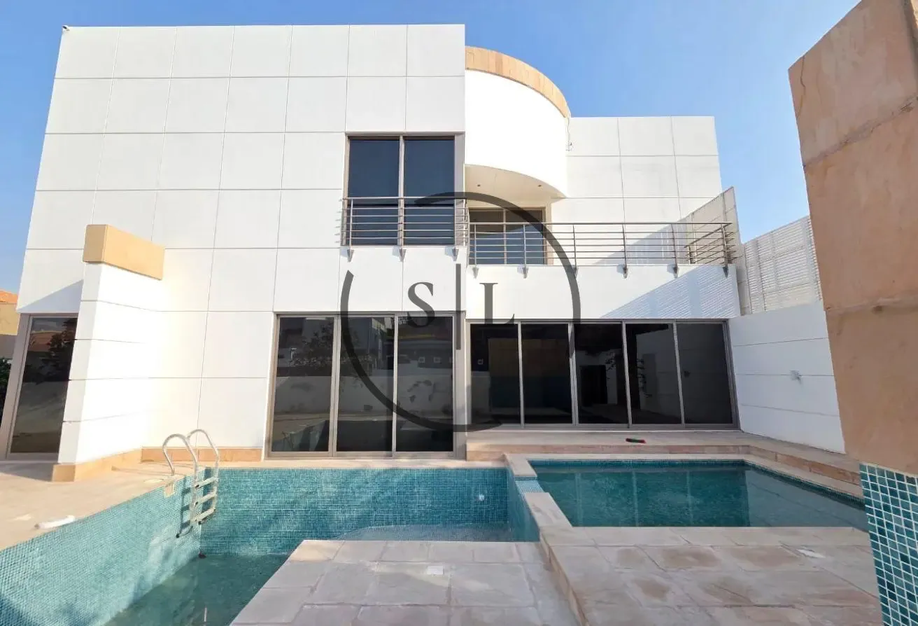 Luxury Villa | All Ensuite | Private Swimming Pool