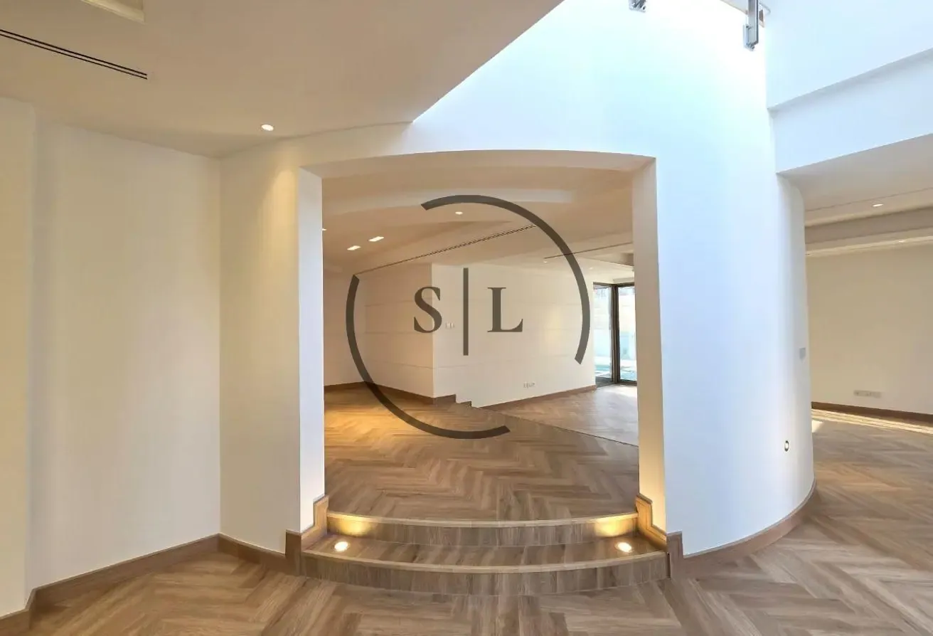 Luxury Villa | All Ensuite | Private Swimming Pool