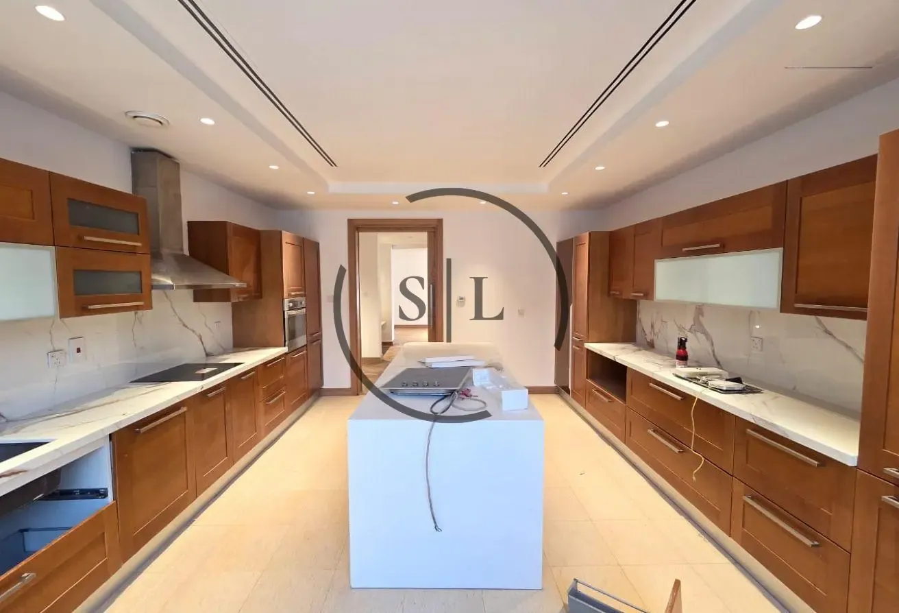 Luxury Villa | All Ensuite | Private Swimming Pool